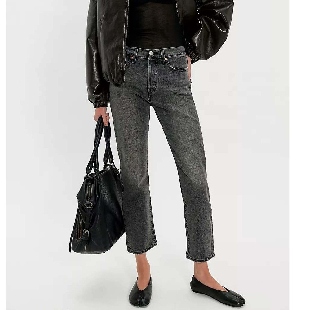 Levi's Wedgie Straight Jeans Well Worn Black Button Fly Womens Size 29